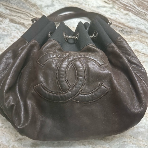 LAMBSKIN LEATHER DRAWSTRING CHANEL BAG - Picture 5 of 14